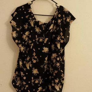 Lauren Conrad blouse